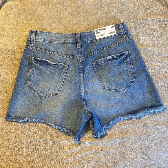 NWT Kenzie “The High Rise Short” 4/27 True Vintage Look👍🏻 - Picture 6 of 8